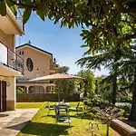 The Wave - With Seaview And Garden - Happy Apartman