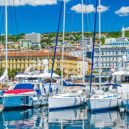 Apartment The Wave - With Seaview And Garden - Happy