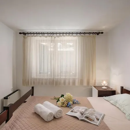 The Wave - With Seaview And Garden - Happy Apartman *